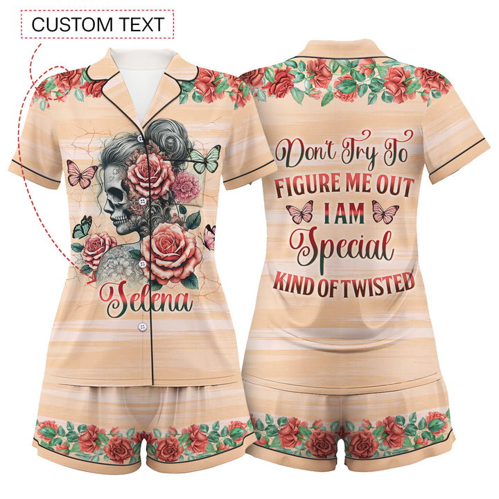 Bộ đồ ngủ ngắn bằng vải satin chuồn chuồn có tên riêng