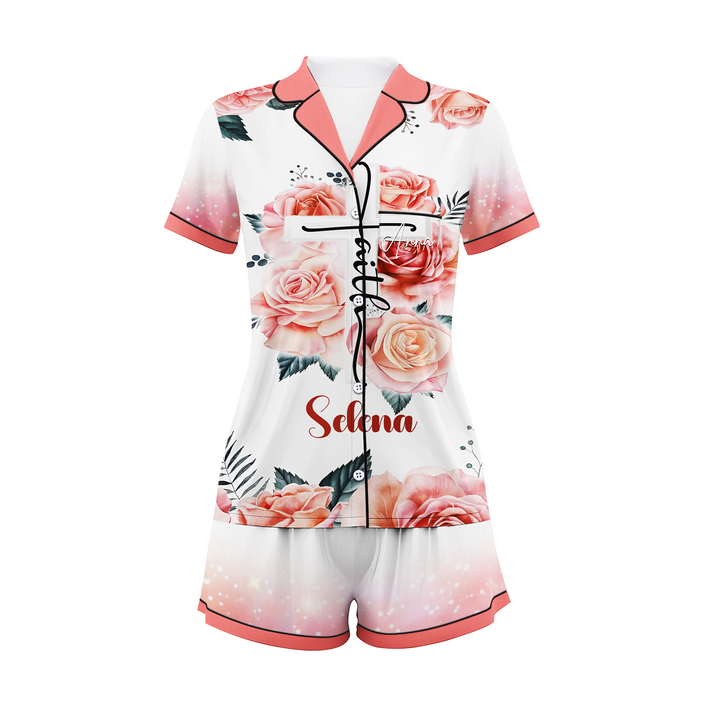 Bộ đồ ngủ ngắn bằng vải satin chuồn chuồn có tên riêng