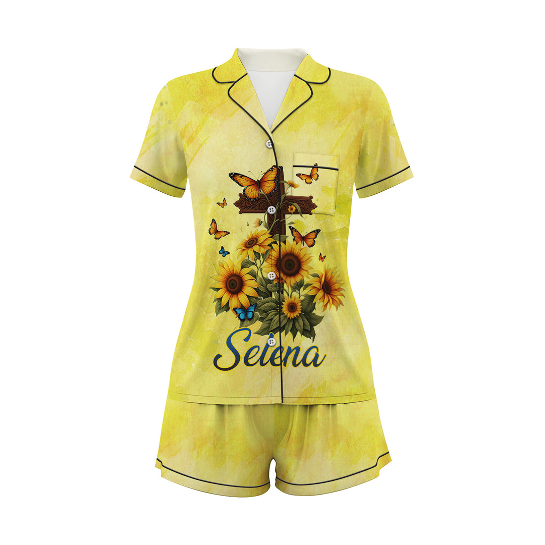 Bộ đồ ngủ ngắn bằng vải satin chuồn chuồn có tên riêng