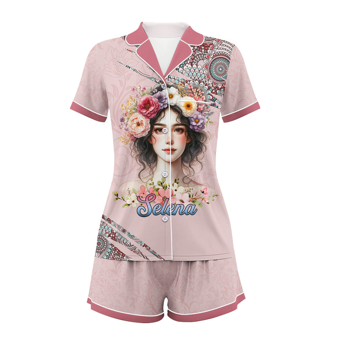 Bộ đồ ngủ ngắn bằng vải satin chuồn chuồn có tên riêng